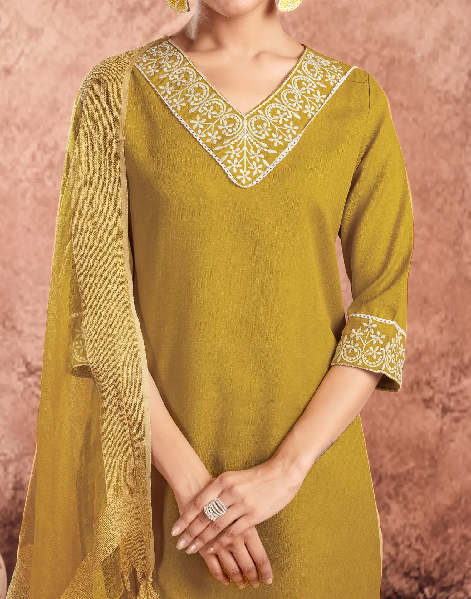 Cotton Blend Embroidered Straight 3 Piece Kurta Set