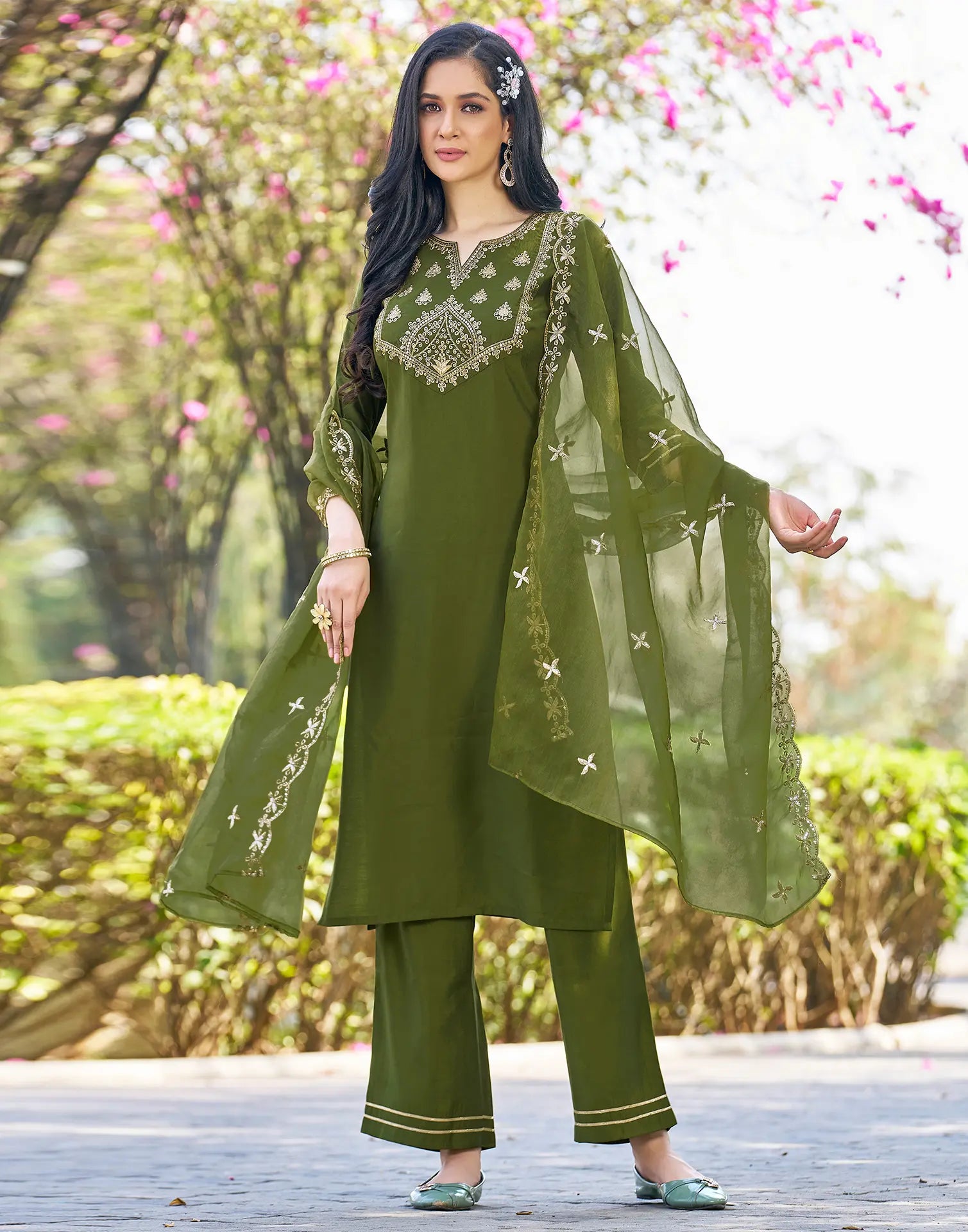 Silk Blend Embroidered Straight 3 Piece Kurta Set