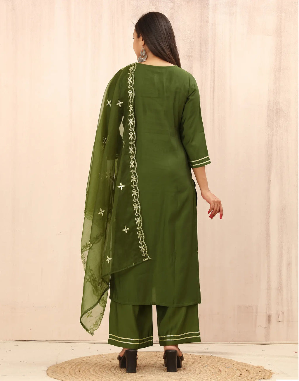 Silk Blend Embroidered Straight 3 Piece Kurta Set