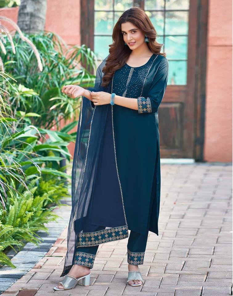 Blue Silk Plain Round Neck 3/4 Sleeve Straight Kurta Set With Pant & Dupatta