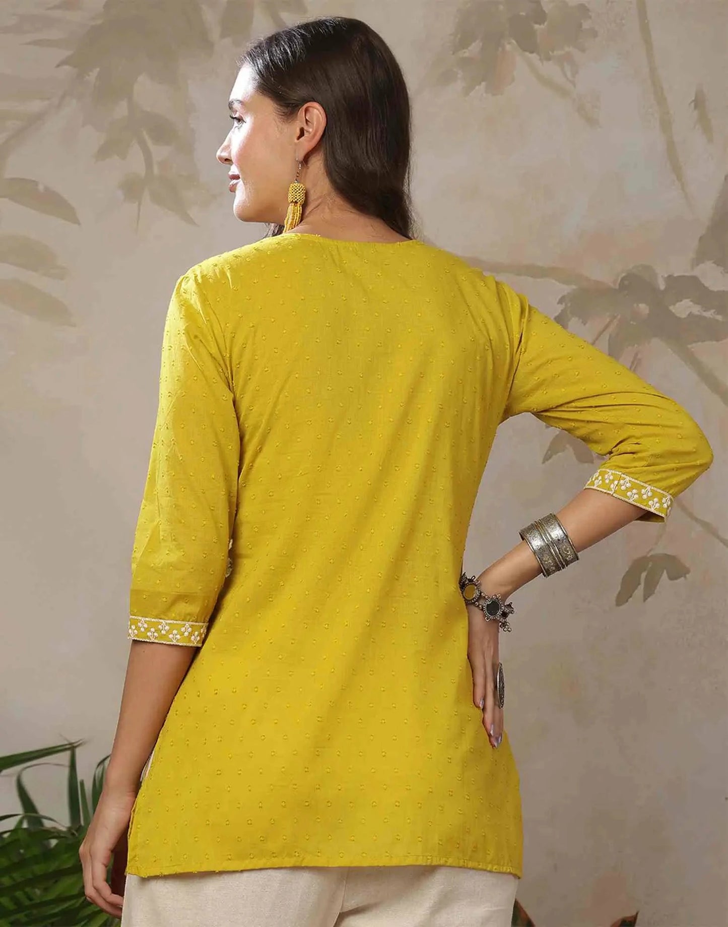 Cotton Chikankari Straight Round Neck Short Kurti