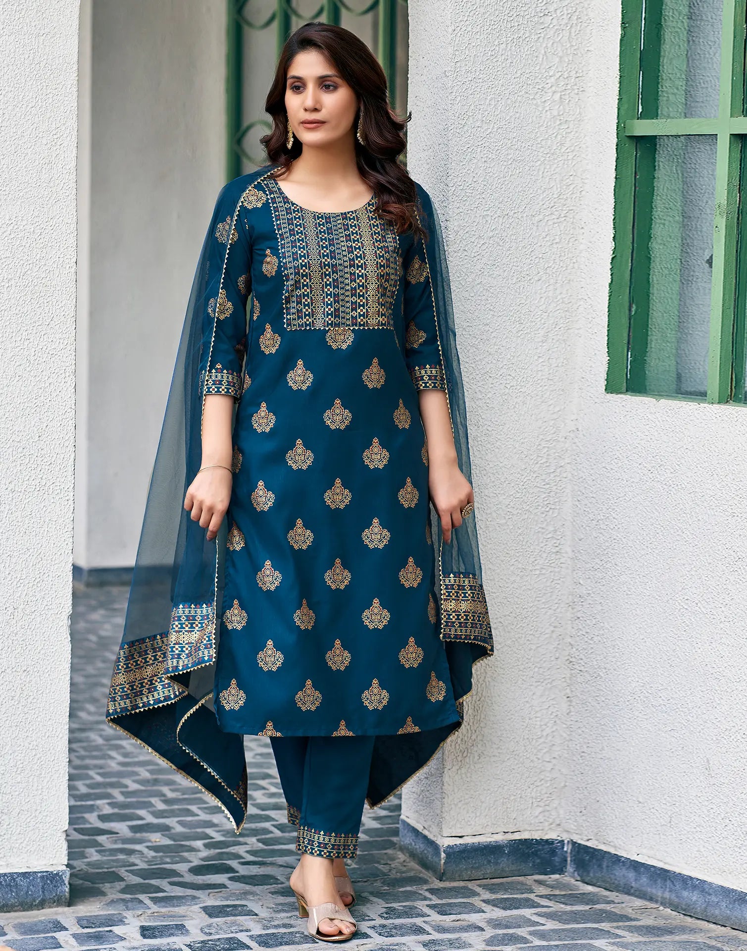 Viscose Rayon Foil Print Straight 3 Piece Kurta Set