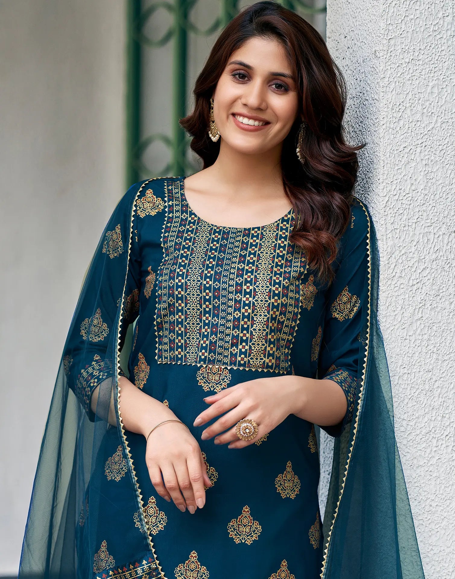 Viscose Rayon Foil Print Straight 3 Piece Kurta Set