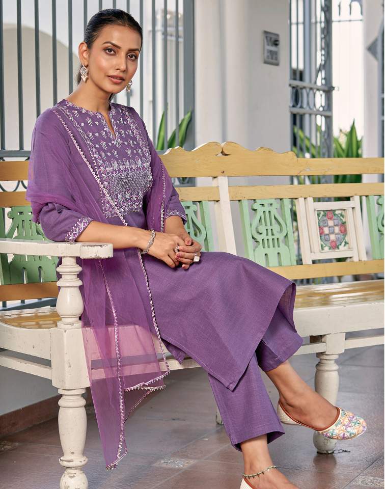 Dark Lavender Silk Plain V Neck 3/4 Sleeve Straight Kurta Set With Pant & Dupatta