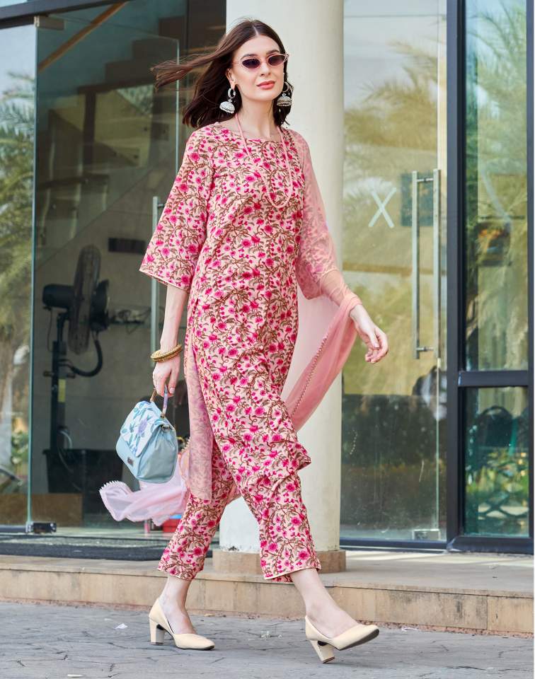 Light Pink Silk Floral Printed Round Neck 3/4 Sleeve Straight Kurta Set With Pant & Dupatta