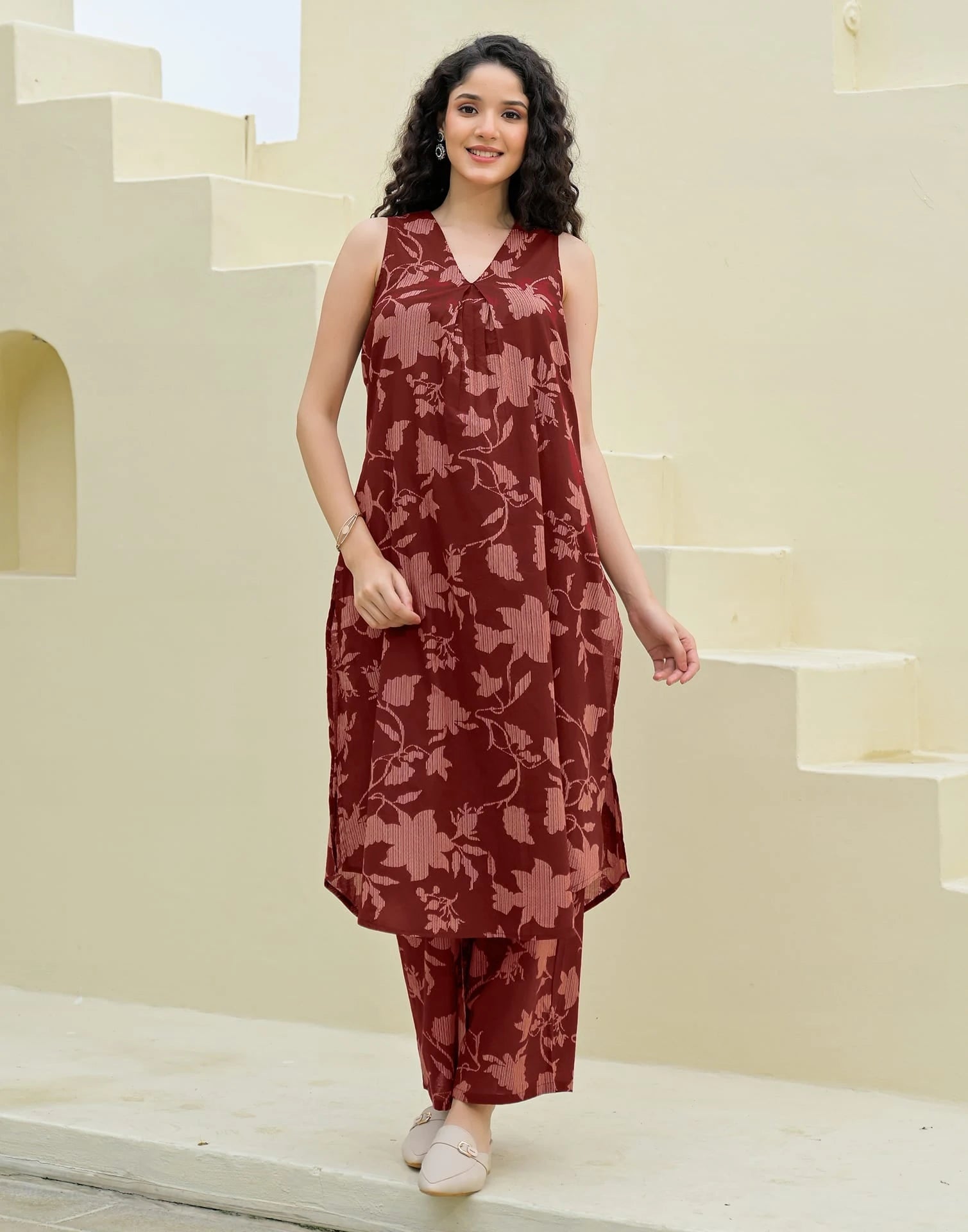 Skylee Cotton Printed V-Neck Co-ord Set For Woman