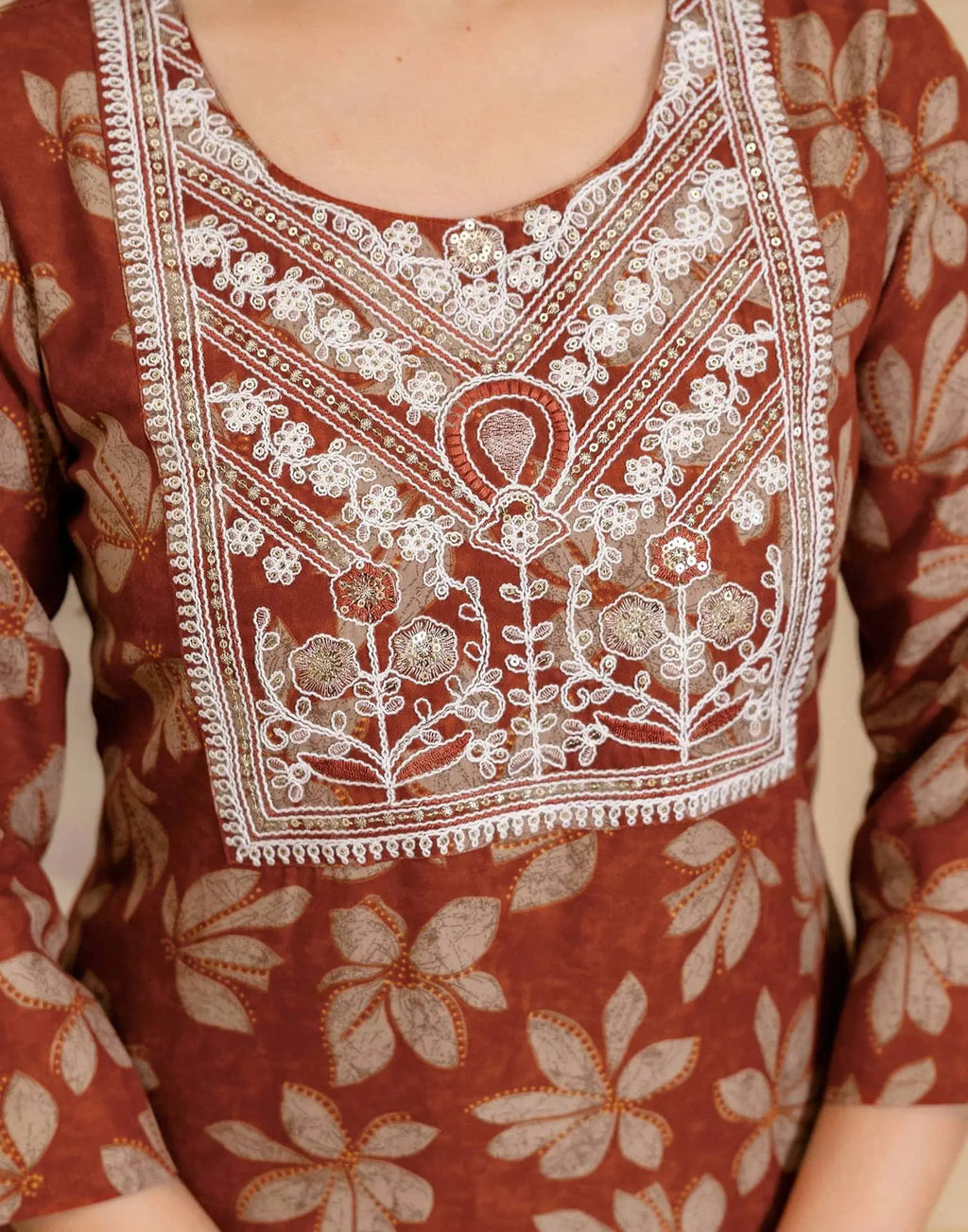 Skylee Viscose Rayon Embroidered Straight 3 Piece Kurta Set For Woman