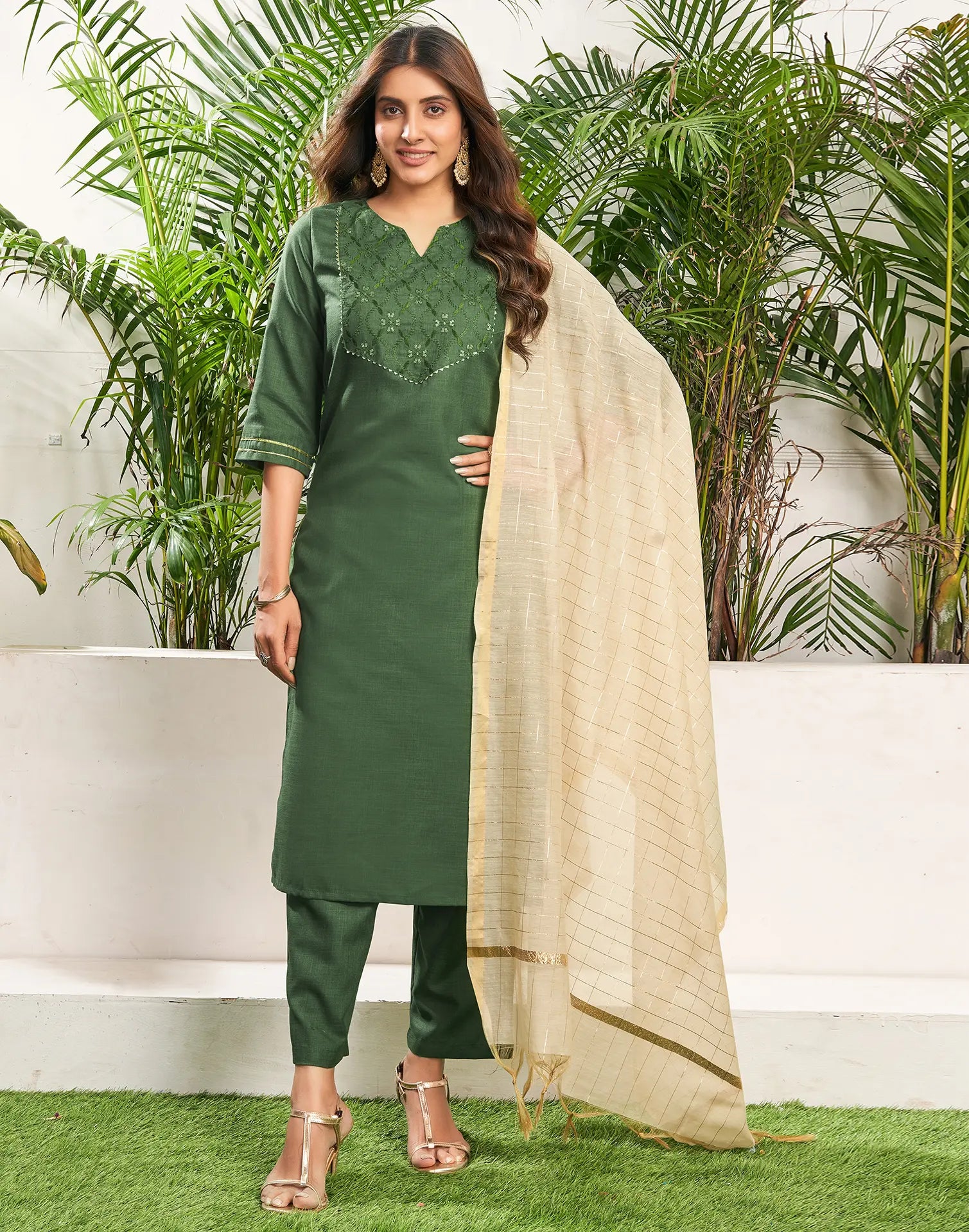 Cotton Blend Embroidered Straight 3 Piece Kurta Set