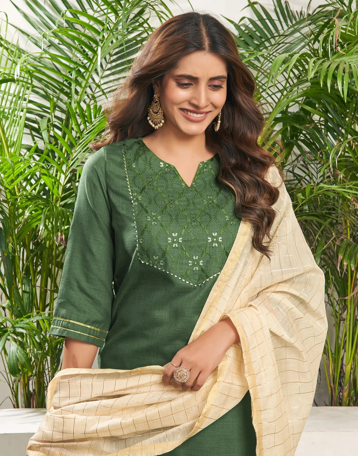 Cotton Blend Embroidered Straight 3 Piece Kurta Set