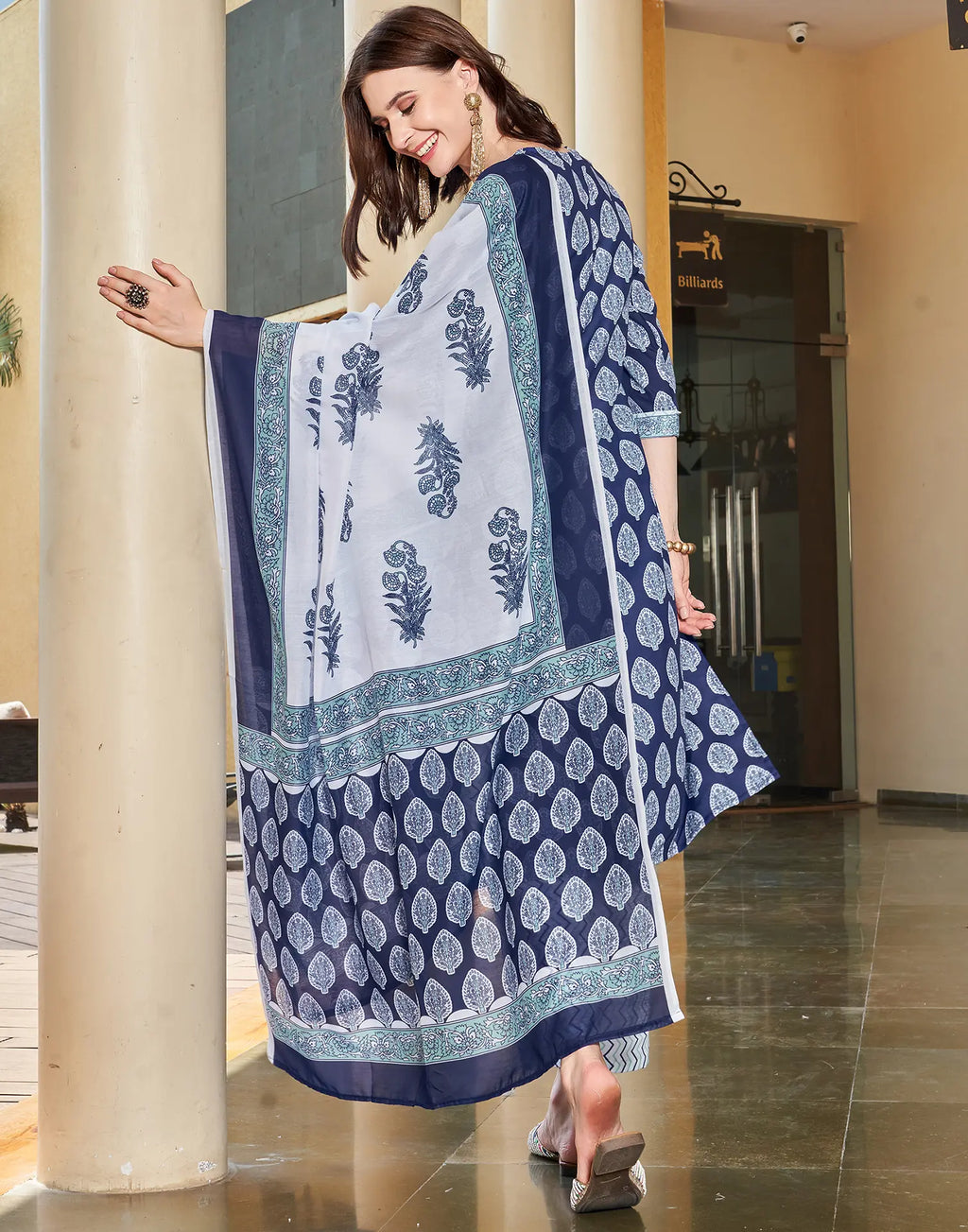 Viscose Rayon Floral Print Straight 3 Piece Kurta Set