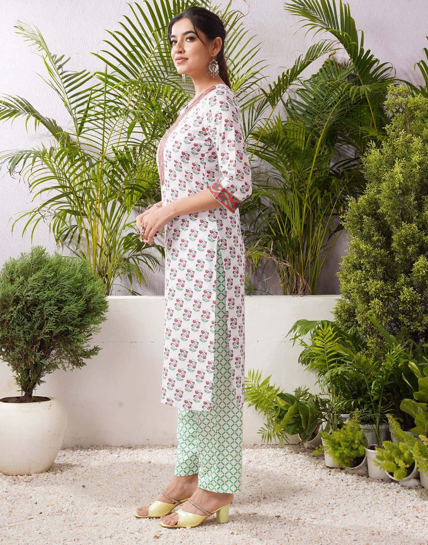 Rayon Blend Printed Straight Kurta with Pant & Dupatta