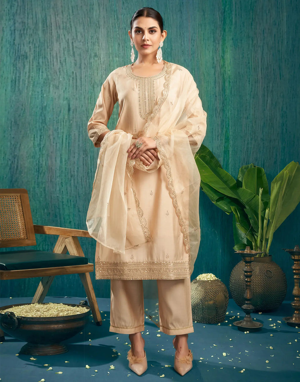 Silk Blend Embroidered Straight 3 Piece Kurta Set
