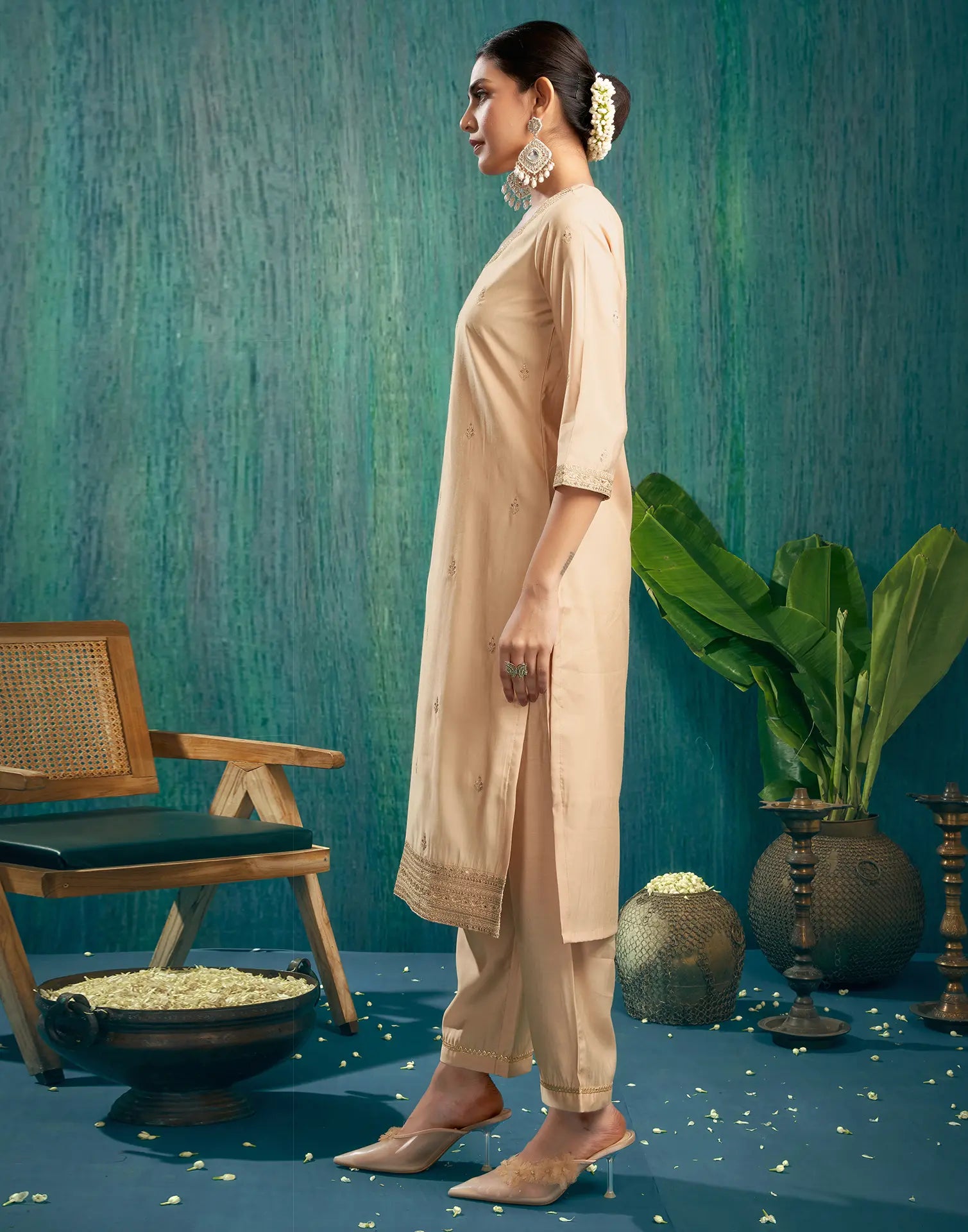 Silk Blend Embroidered Straight 3 Piece Kurta Set