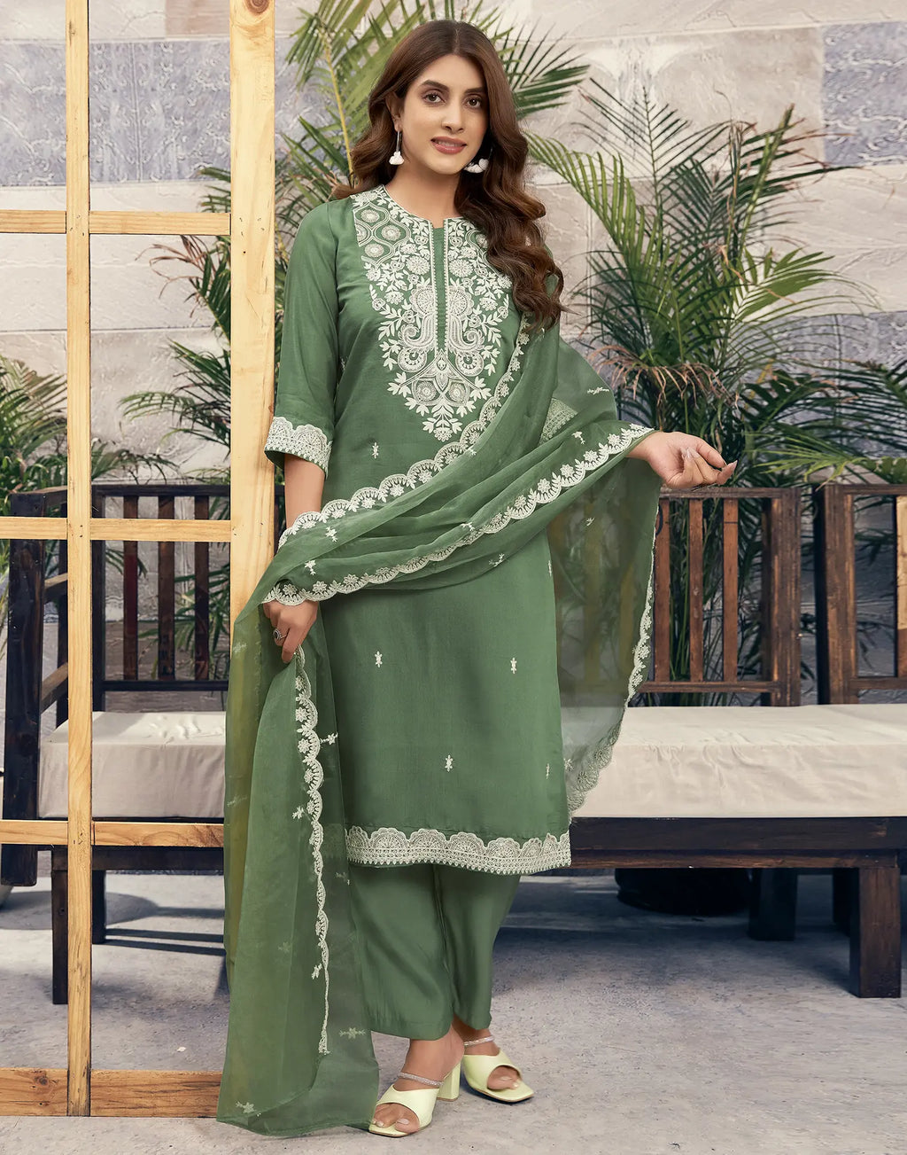 Silk Blend Embroidered Straight 3 Piece Kurta Set