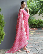 Cotton Blend Printed Straight 3 Piece Kurta Set