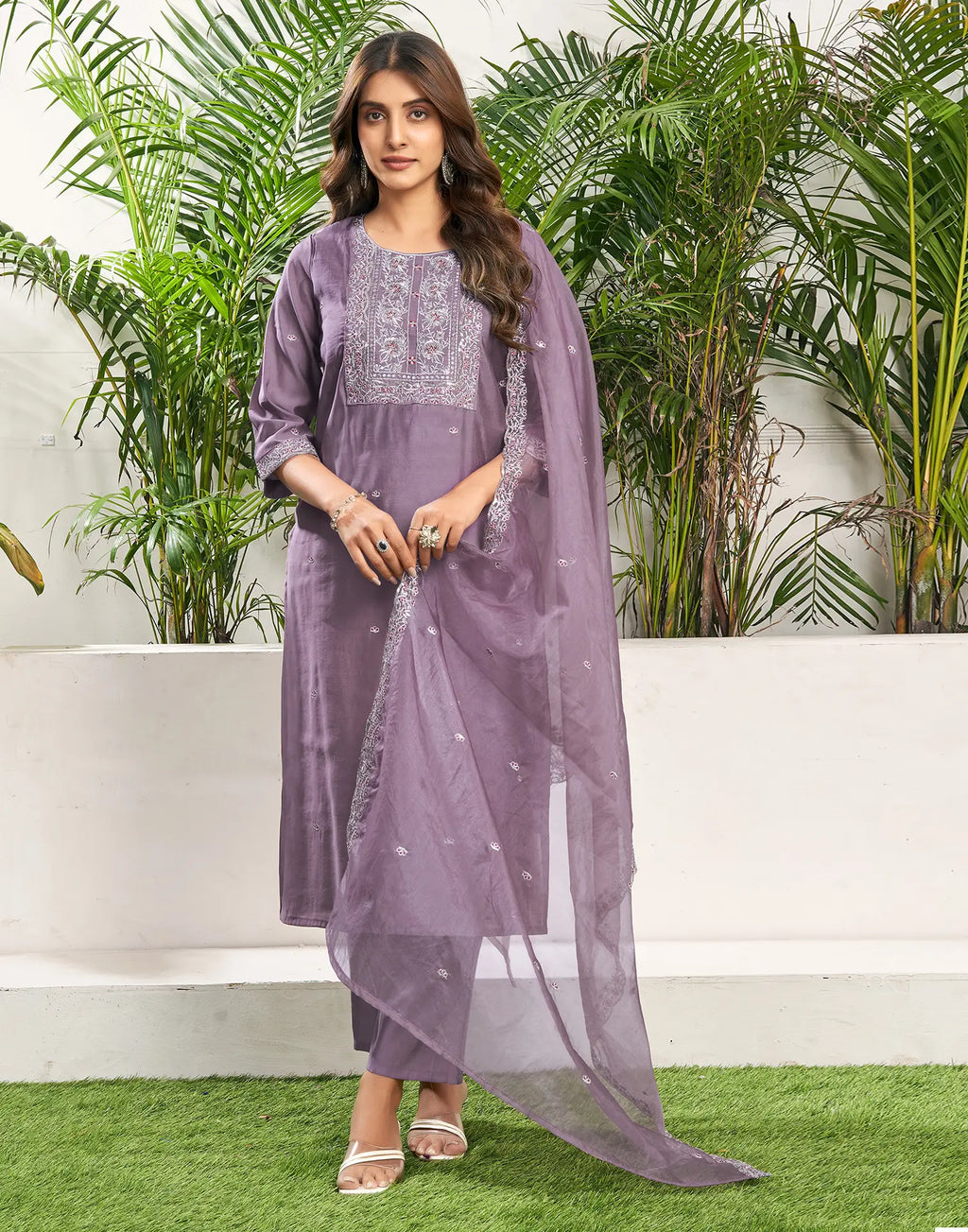 Silk Blend Embroidered Straight 3 Piece Kurta Set