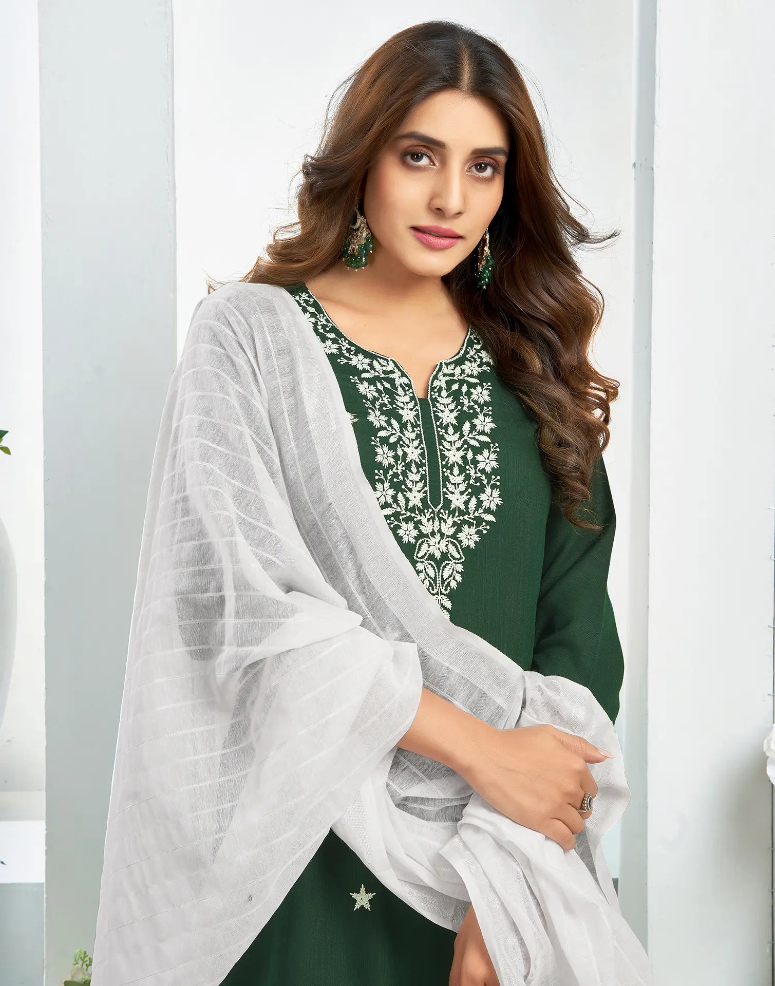 Cotton Blend Embroidered Straight 3 Piece Kurta Set