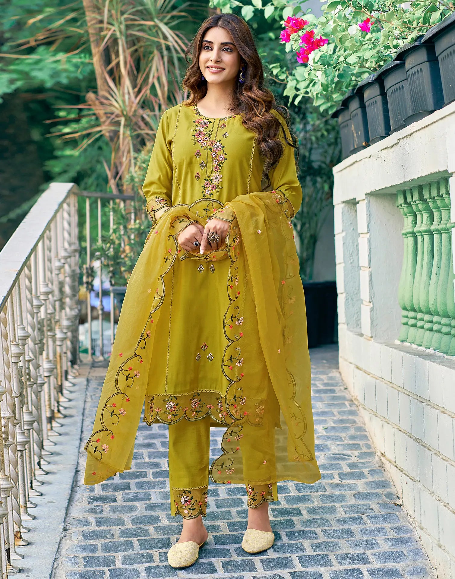 Silk Blend Embroidered Straight 3 Piece Kurta Set