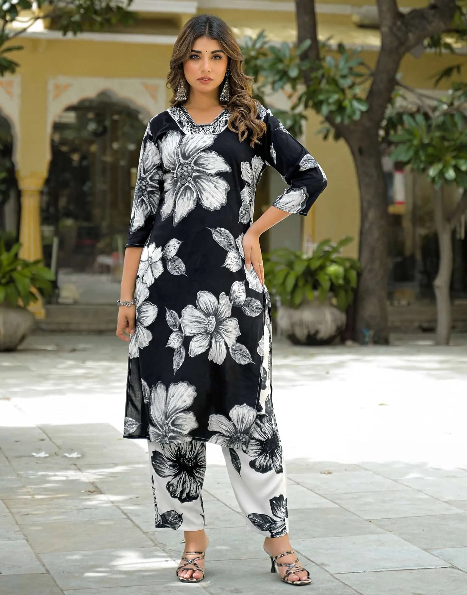 Skylee Rayon Printed Straight 3 Piece Kurta Set For Woman