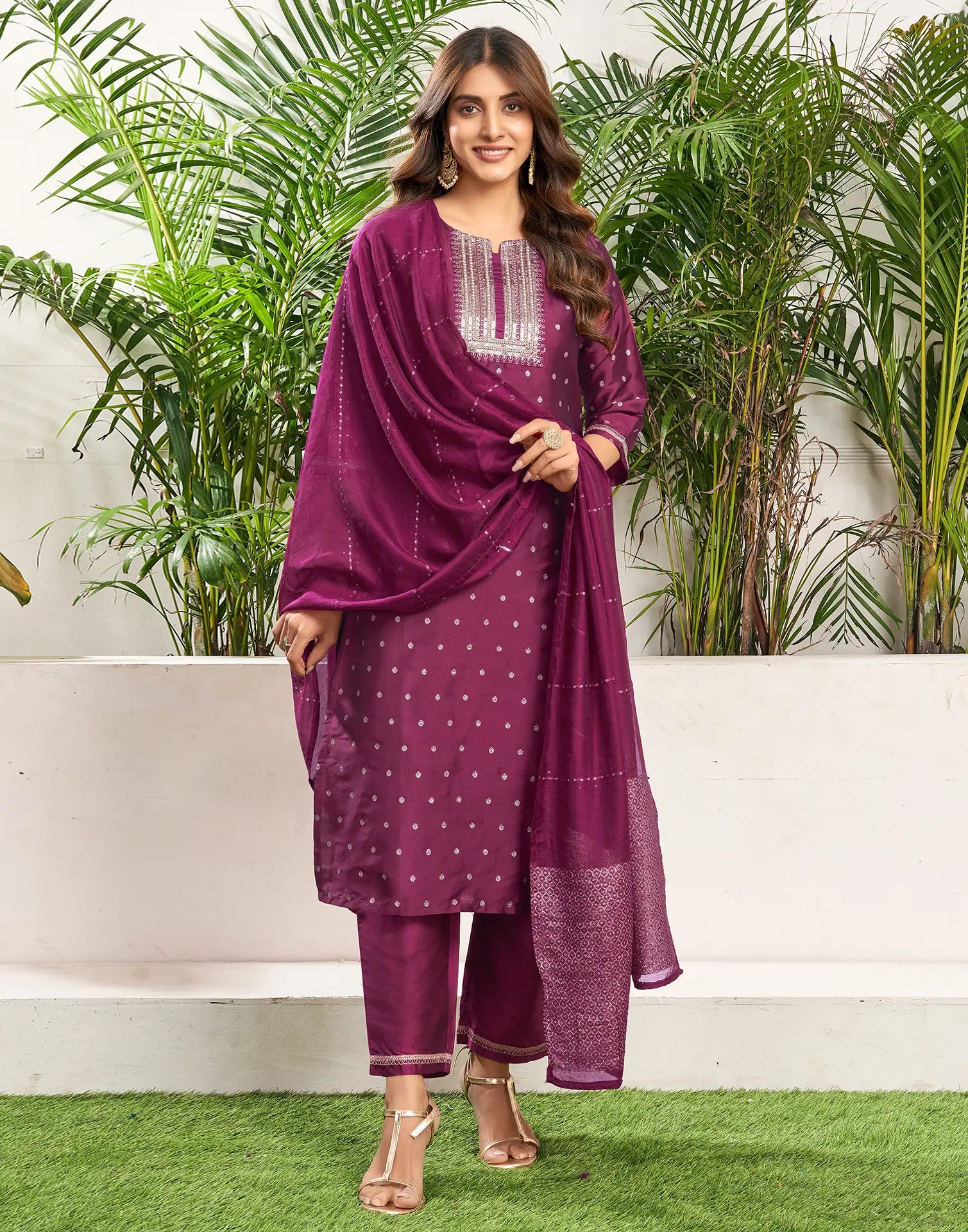 Taffeta Butti Embroidered Straight 3 Piece Kurta Set