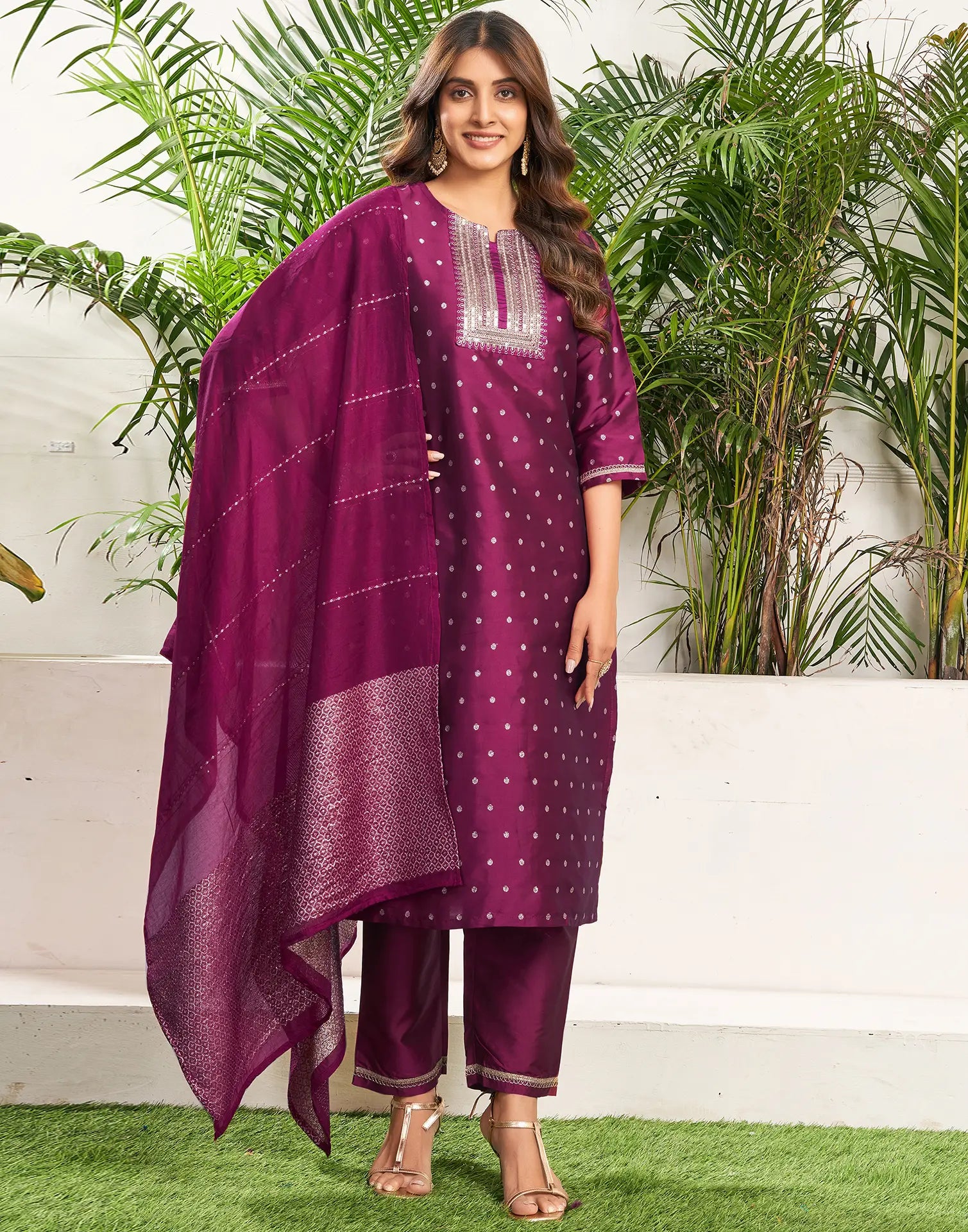 Taffeta Butti Embroidered Straight 3 Piece Kurta Set