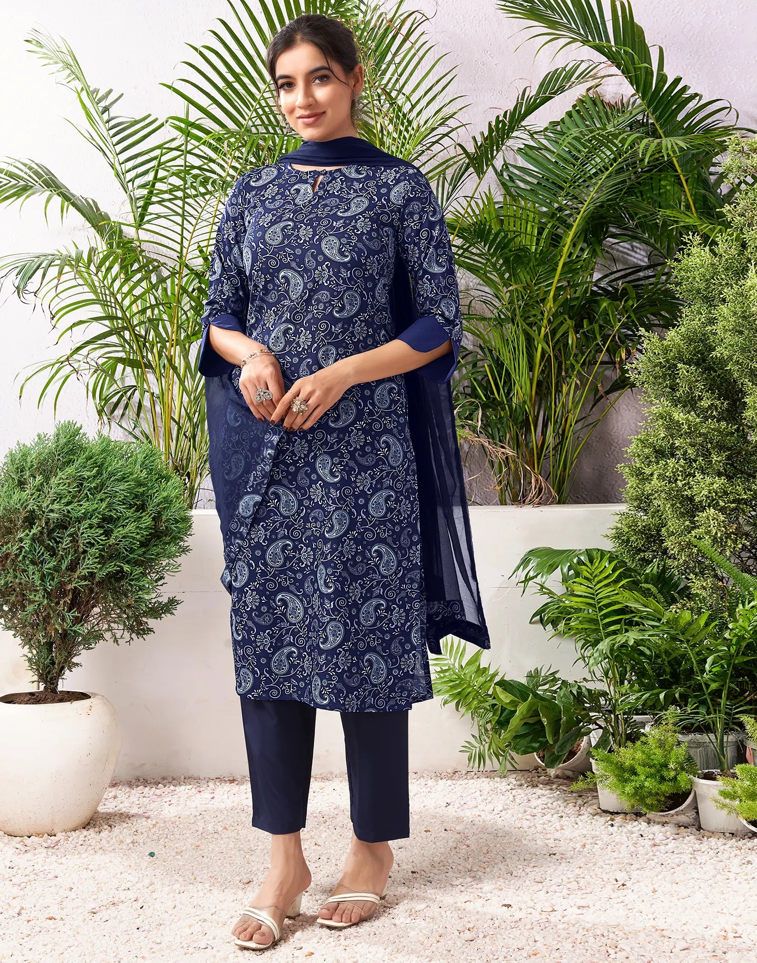 Crepe Printed Straight 3 Piece Kurta Set