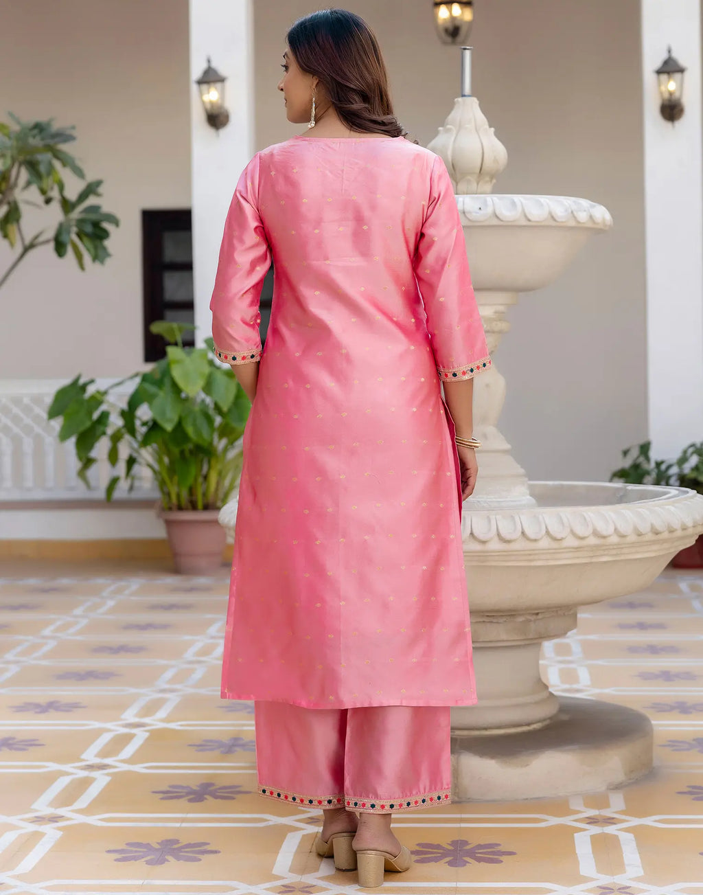 Taffeta Butti Embroidered Straight 3 Piece Kurta Set