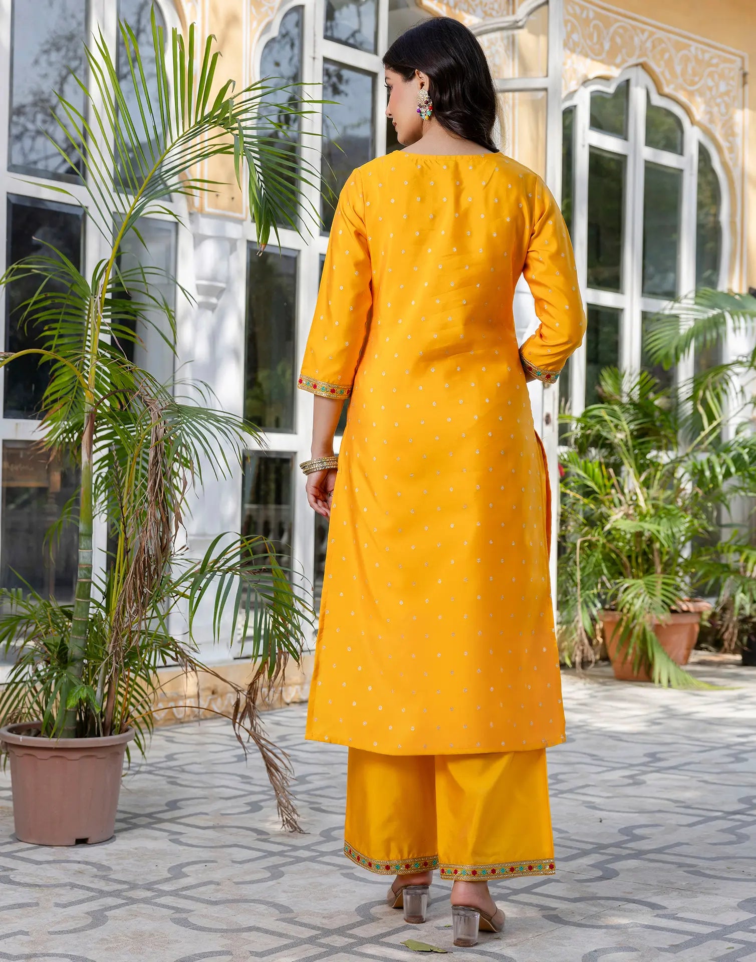Taffeta Butti Embroidered Straight 3 Piece Kurta Set