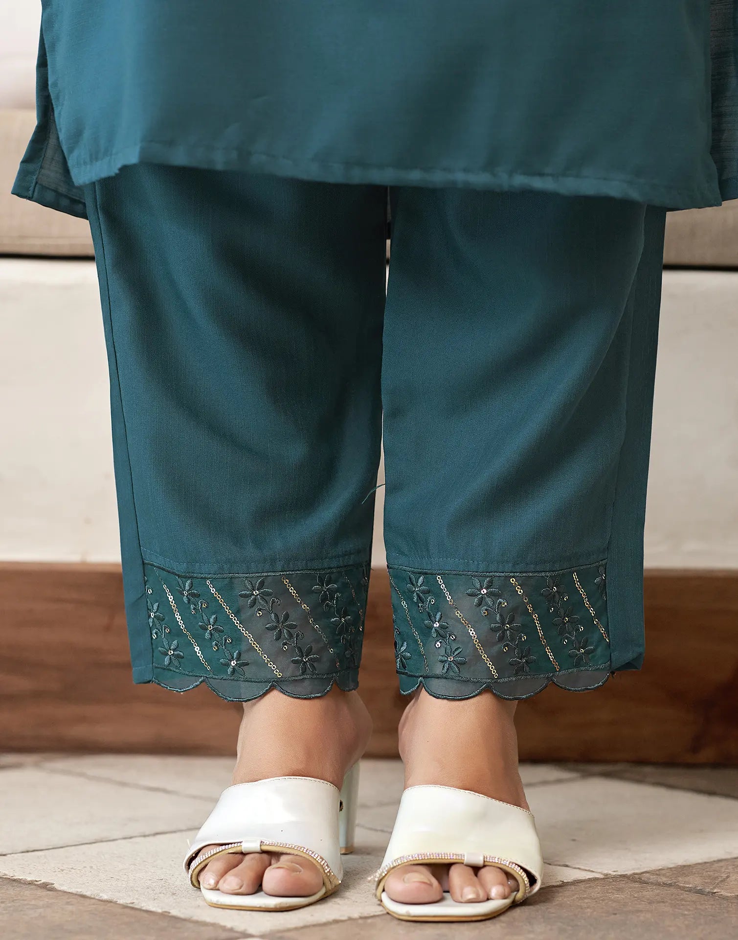 Viscose Rayon Embroidered Straight 3 Piece Kurta Set