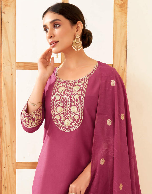 Silk Blend Solid Straight Kurta with Pant & Dupatta