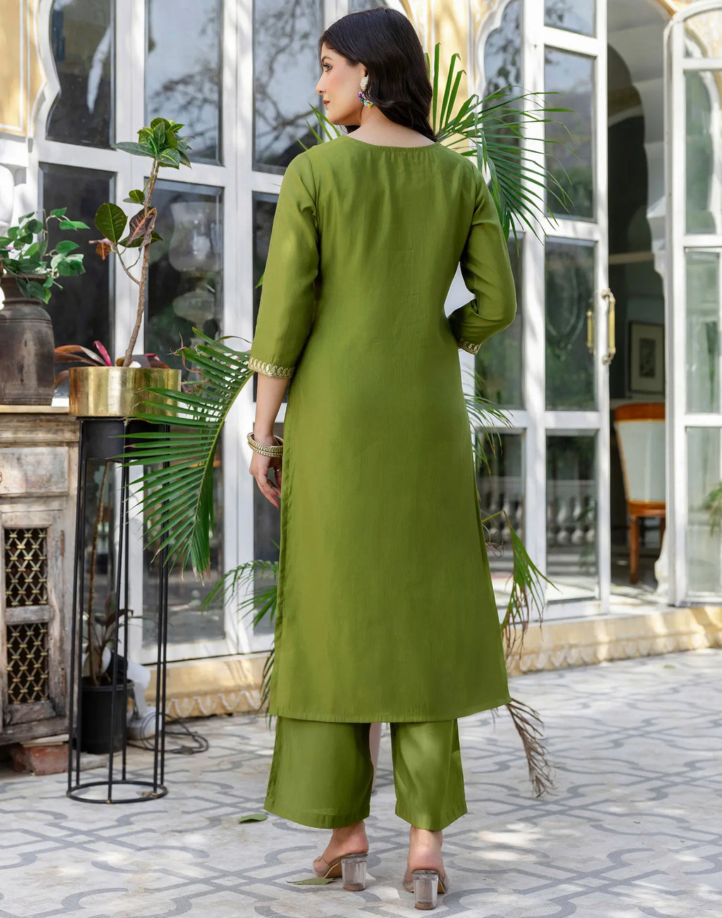 Silk Blend Embroidered Straight 3 Piece Kurta Set