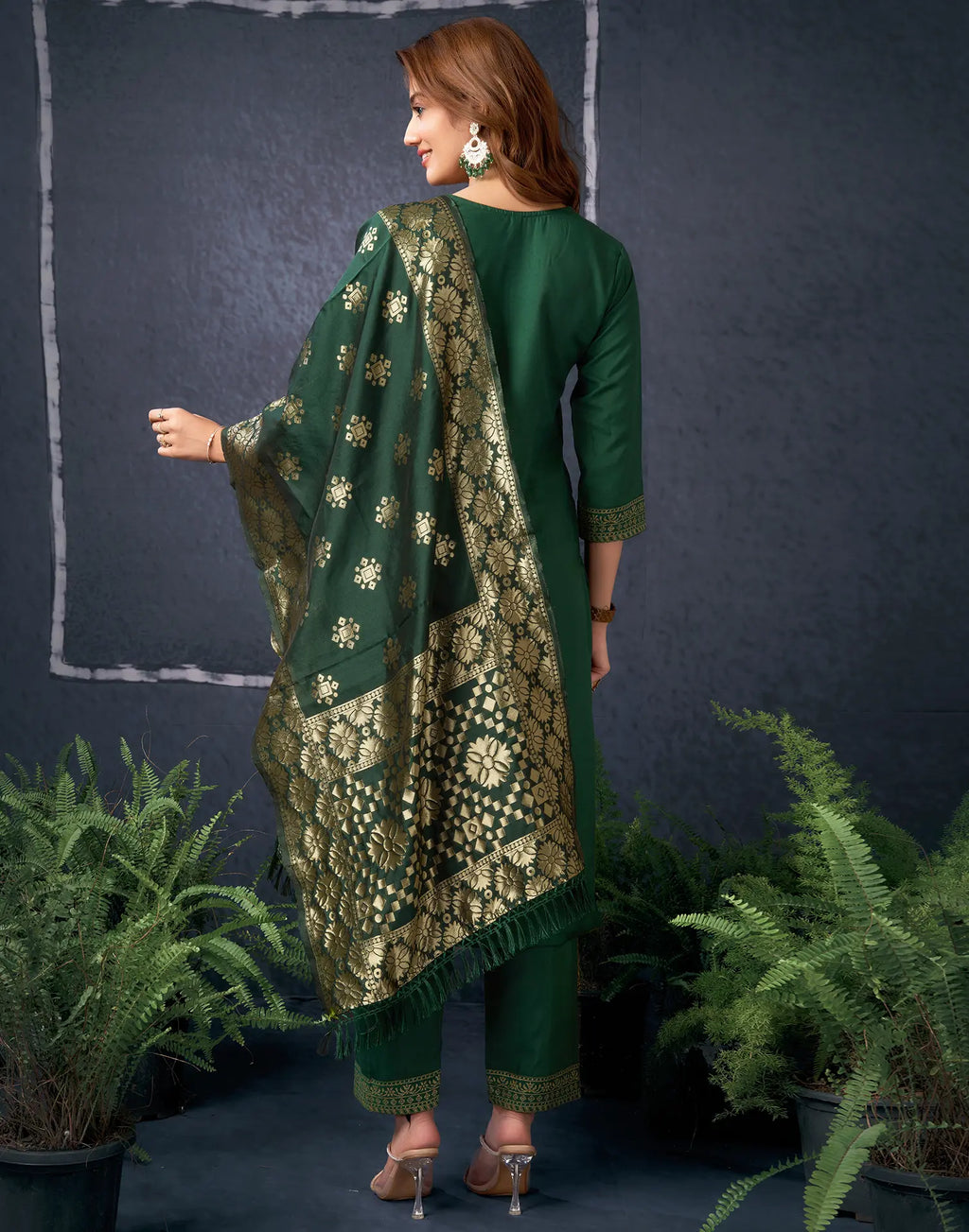 Cotton Blend Embroidered Straight 3 Piece Kurta Set