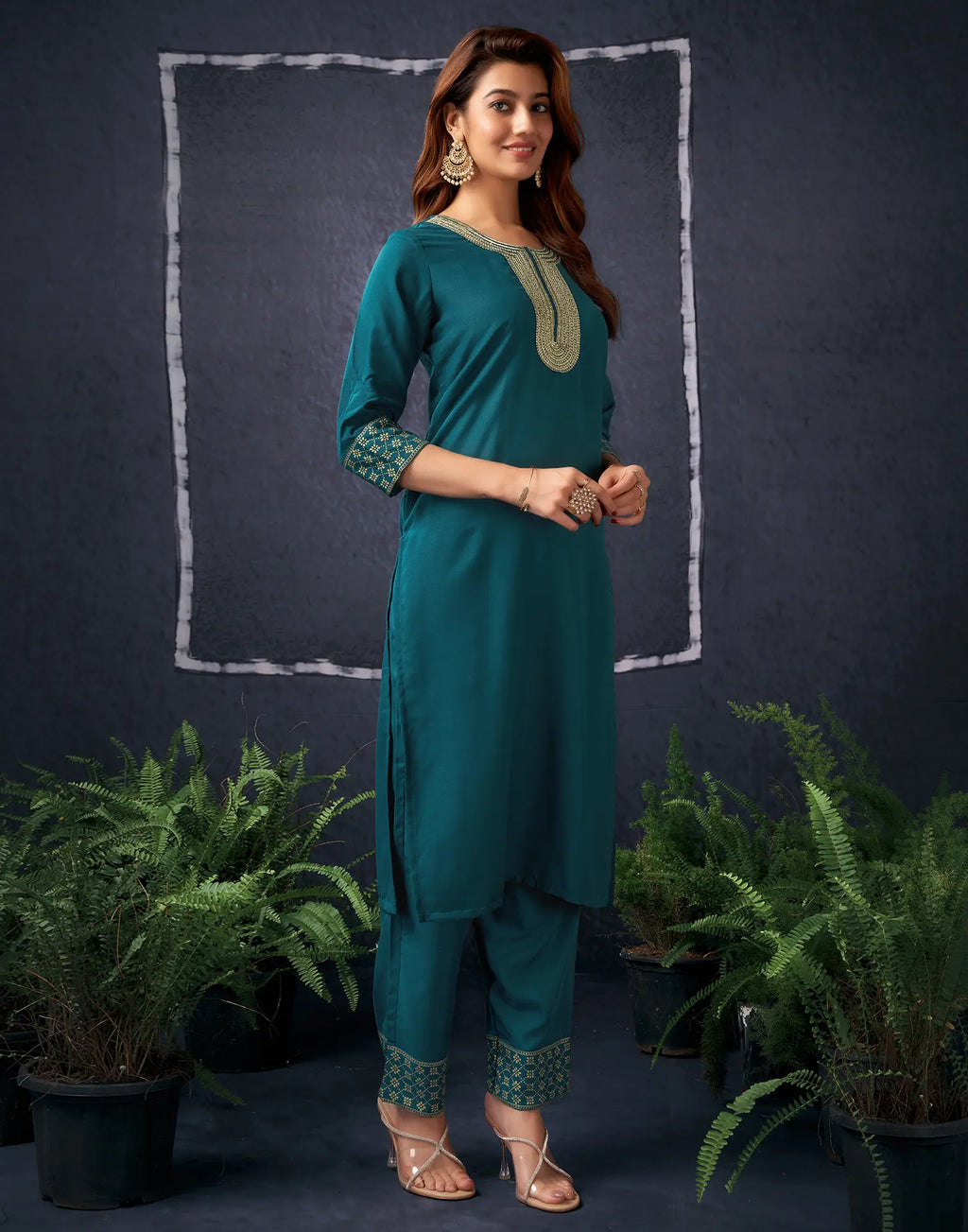 Cotton Blend Embroidered Straight 3 Piece Kurta Set