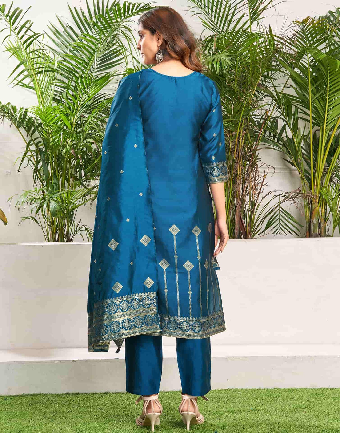 Silk Blend Jacquard Work Straight Kurta with Pant & Dupatta