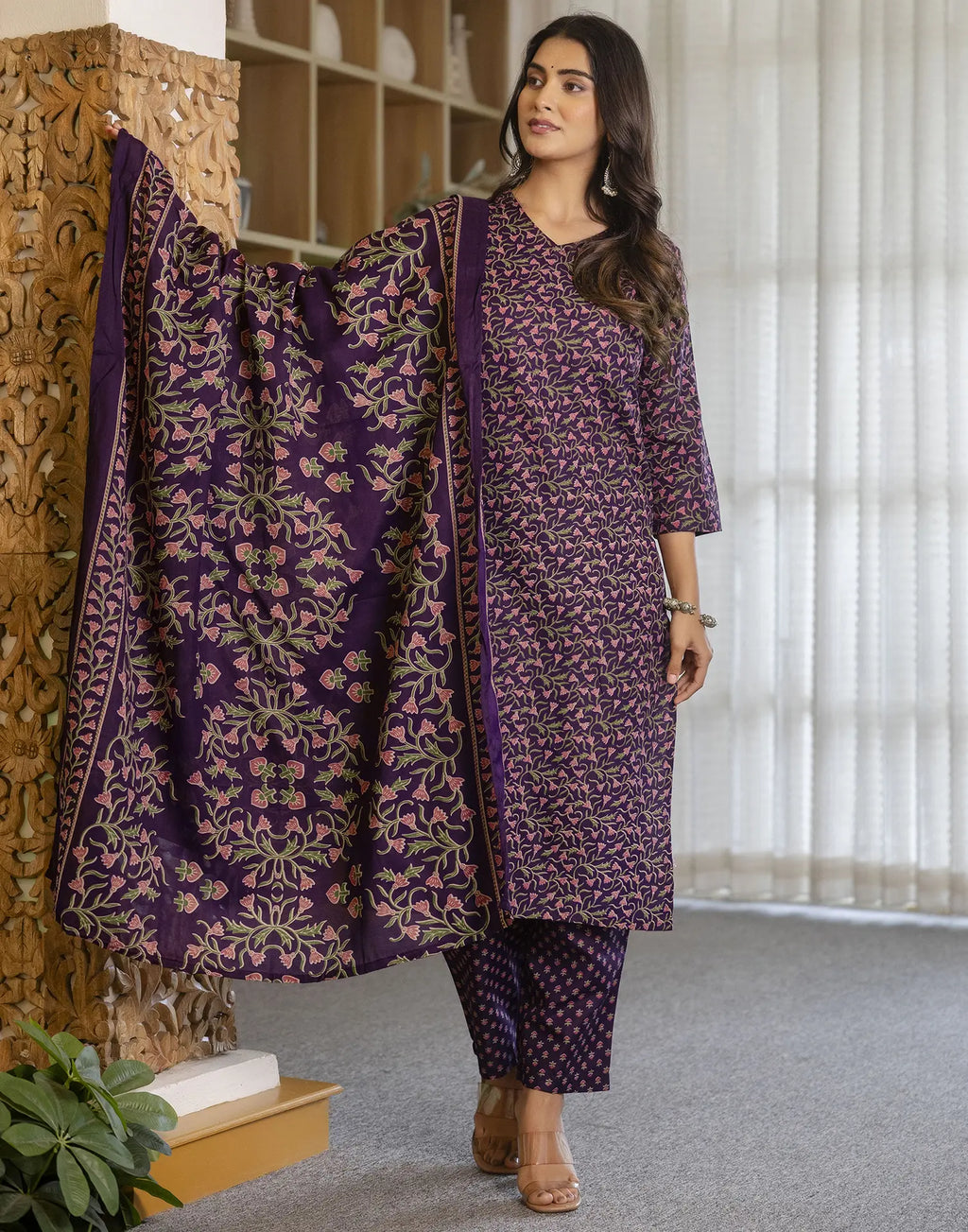 Cotton Blend Floral Print Straight 3 Piece Kurta Set