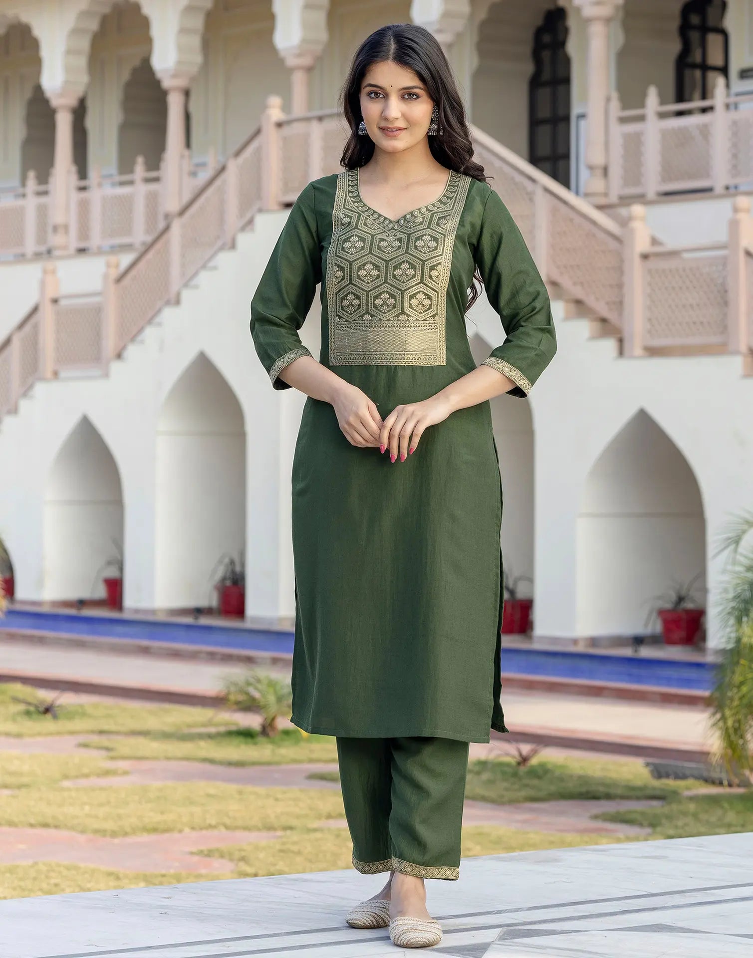 Poly Chinnon Woven Straight 3 Piece Kurta Set