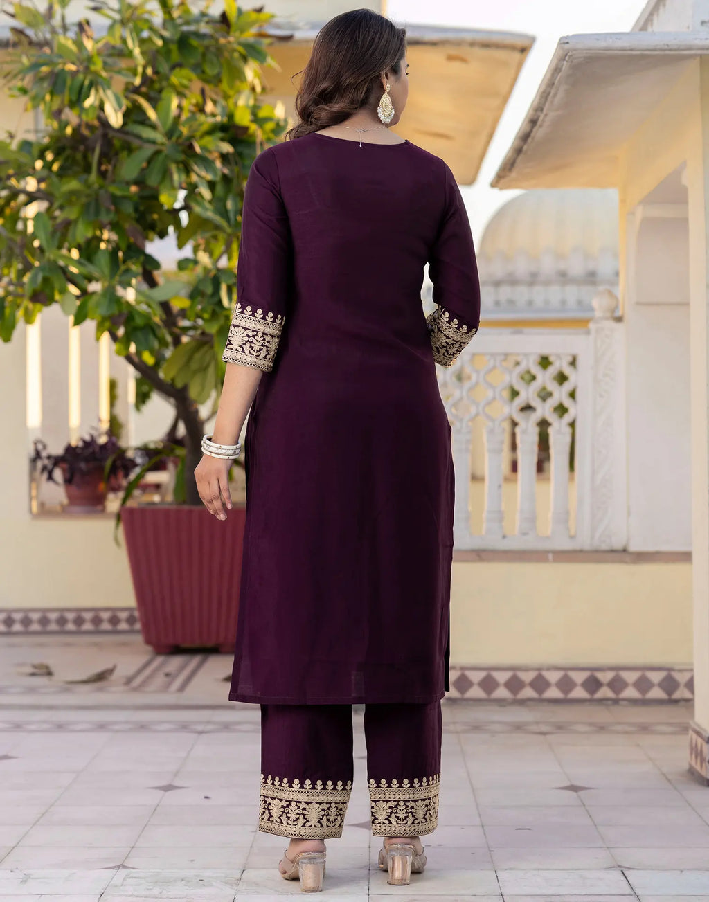 Silk Blend Embroidered Straight 3 Piece Kurta Set