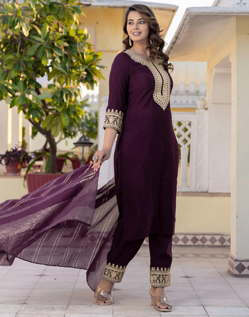 Silk Blend Embroidered Straight 3 Piece Kurta Set