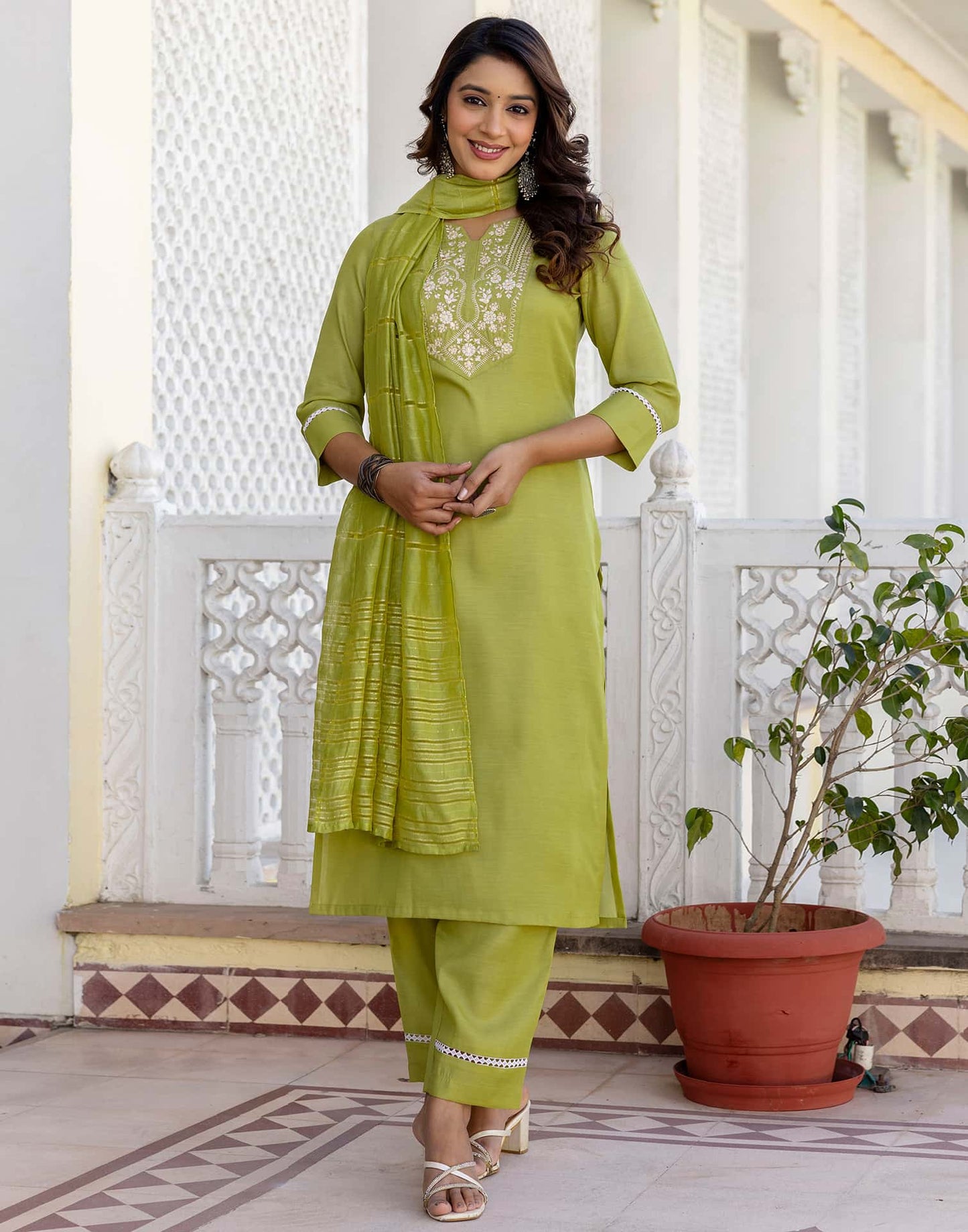 Silk Blend Embroidery Straight Kurta with Pant & Dupatta