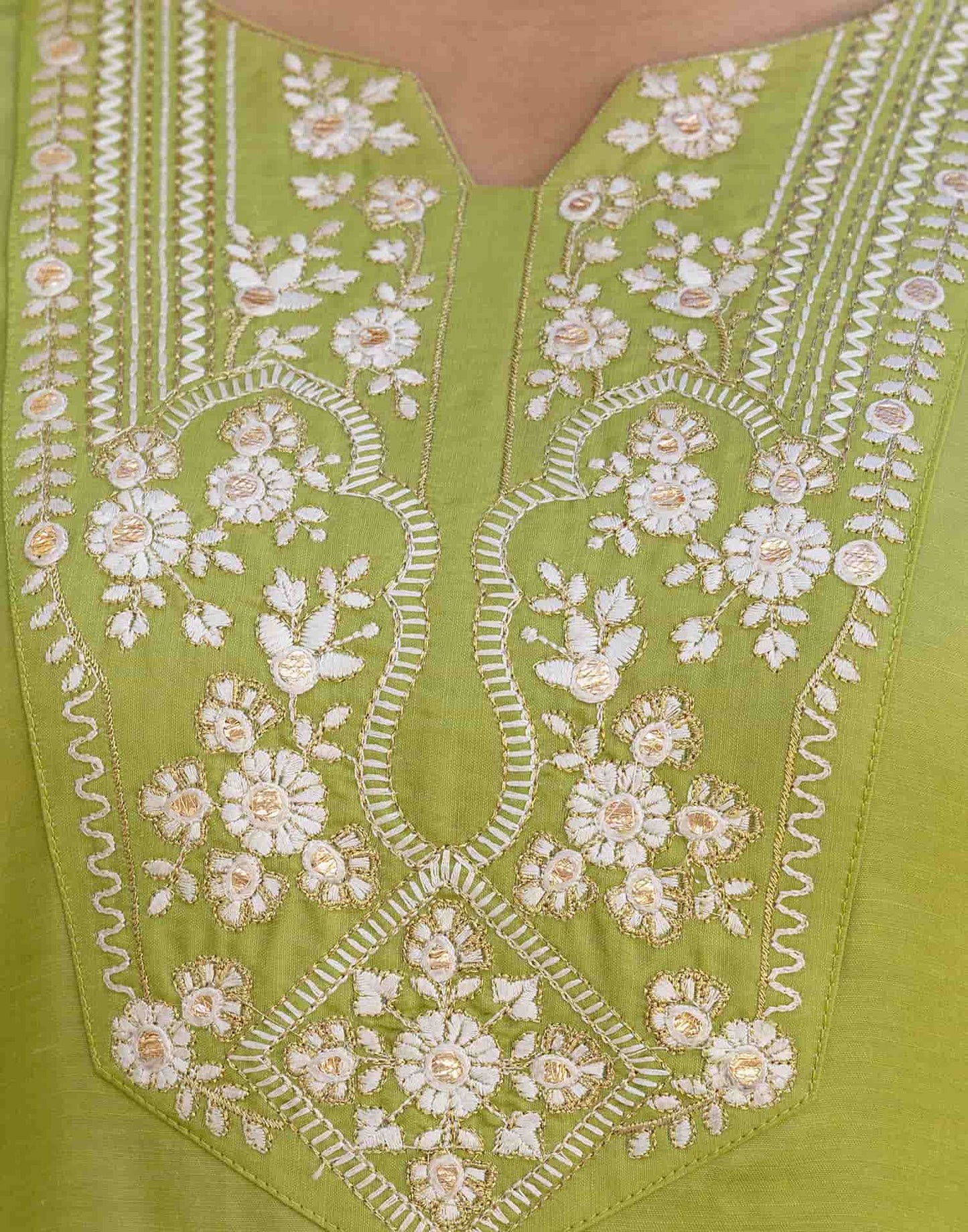 Silk Blend Embroidery Straight Kurta with Pant & Dupatta