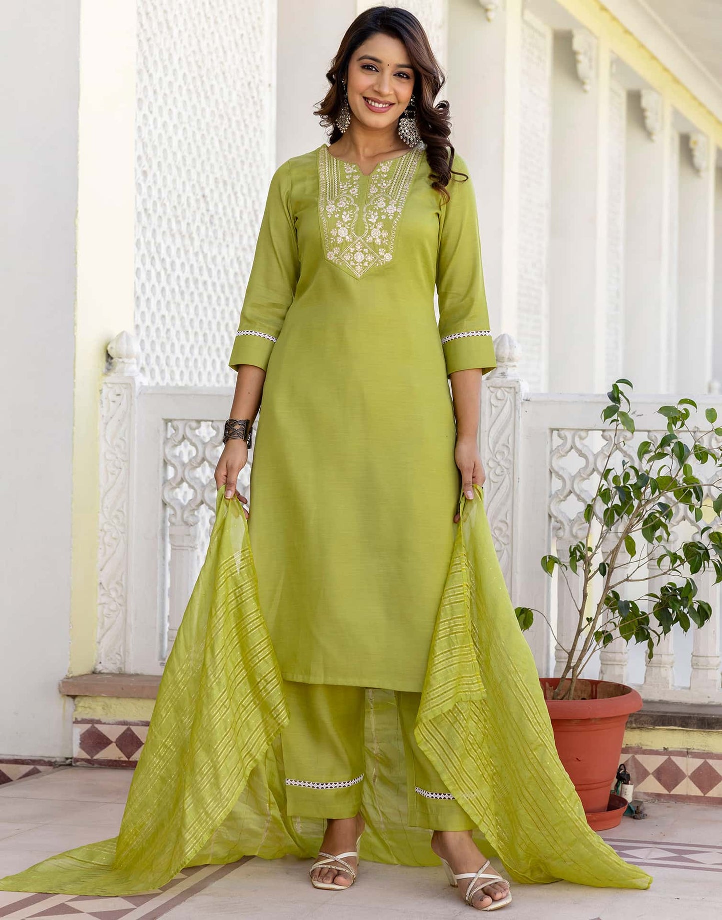 Silk Blend Embroidery Straight Kurta with Pant & Dupatta