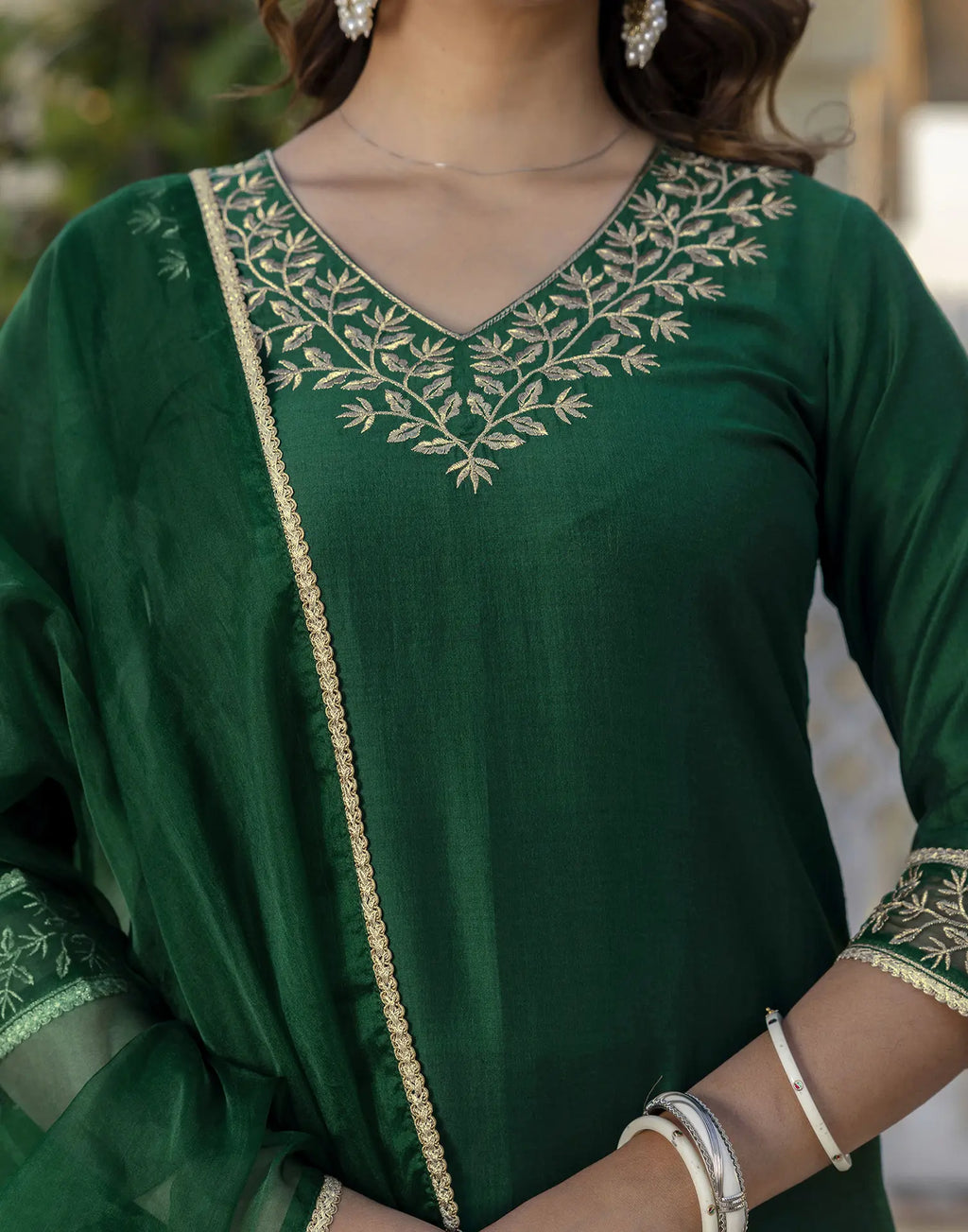 Poly Chinnon Embroidered Straight 3 Piece Kurta Set