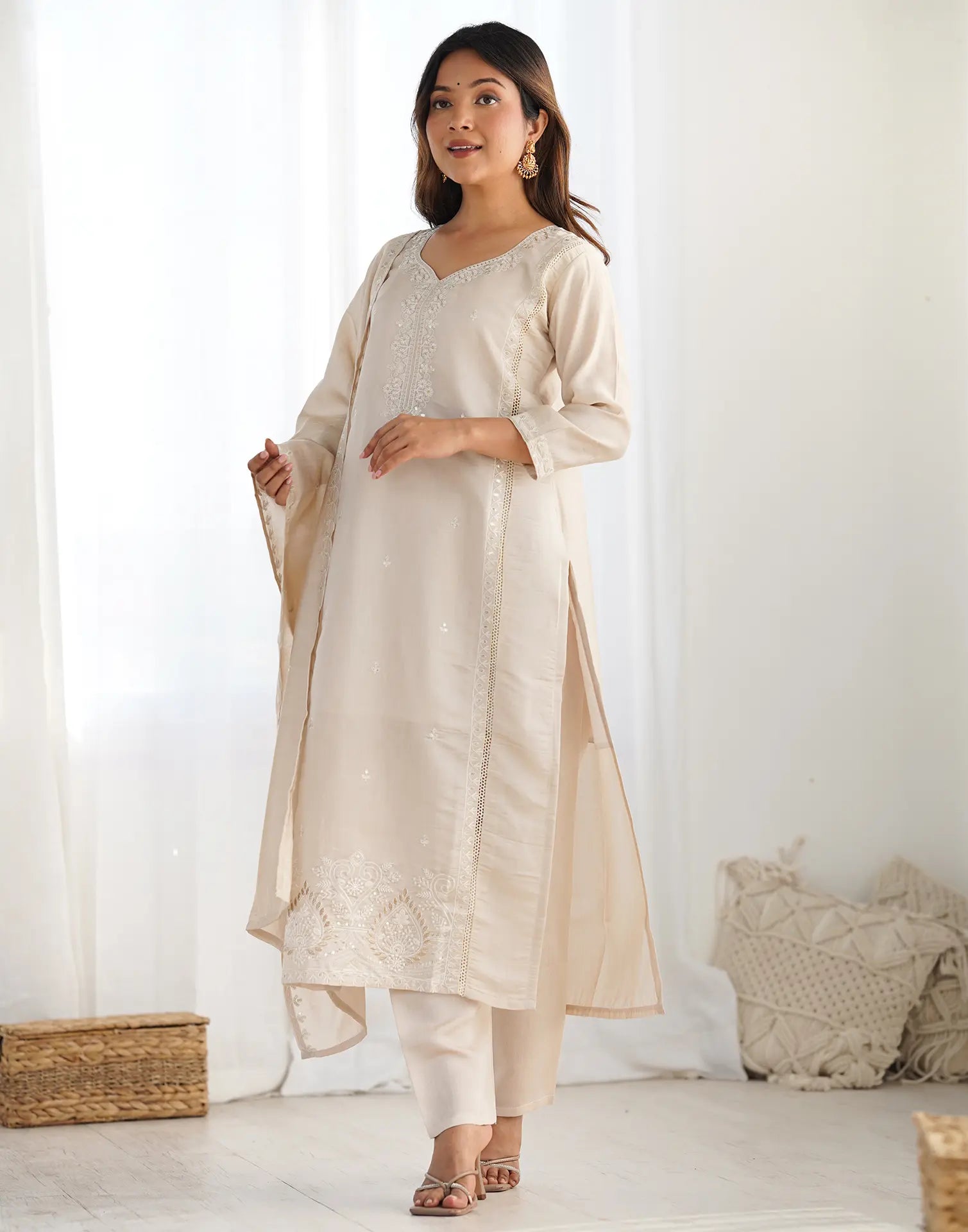 Silk Blend Embroidered Straight 3 Piece Kurta Set