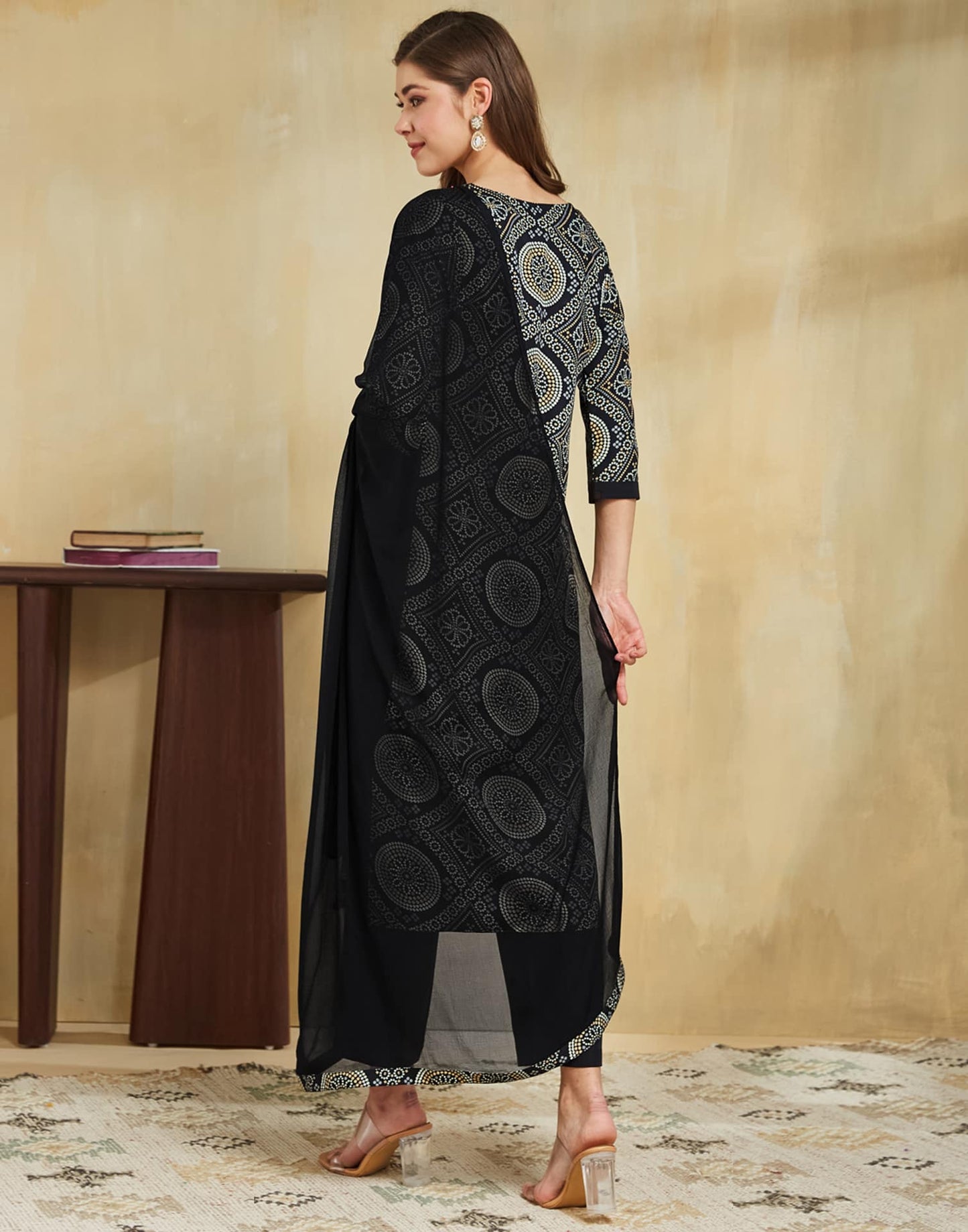 Crepe Bandhani Print and Lace Straight Kurta with Pant & Dupatta