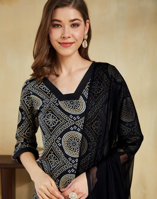 Crepe Bandhani Print and Lace Straight Kurta with Pant & Dupatta