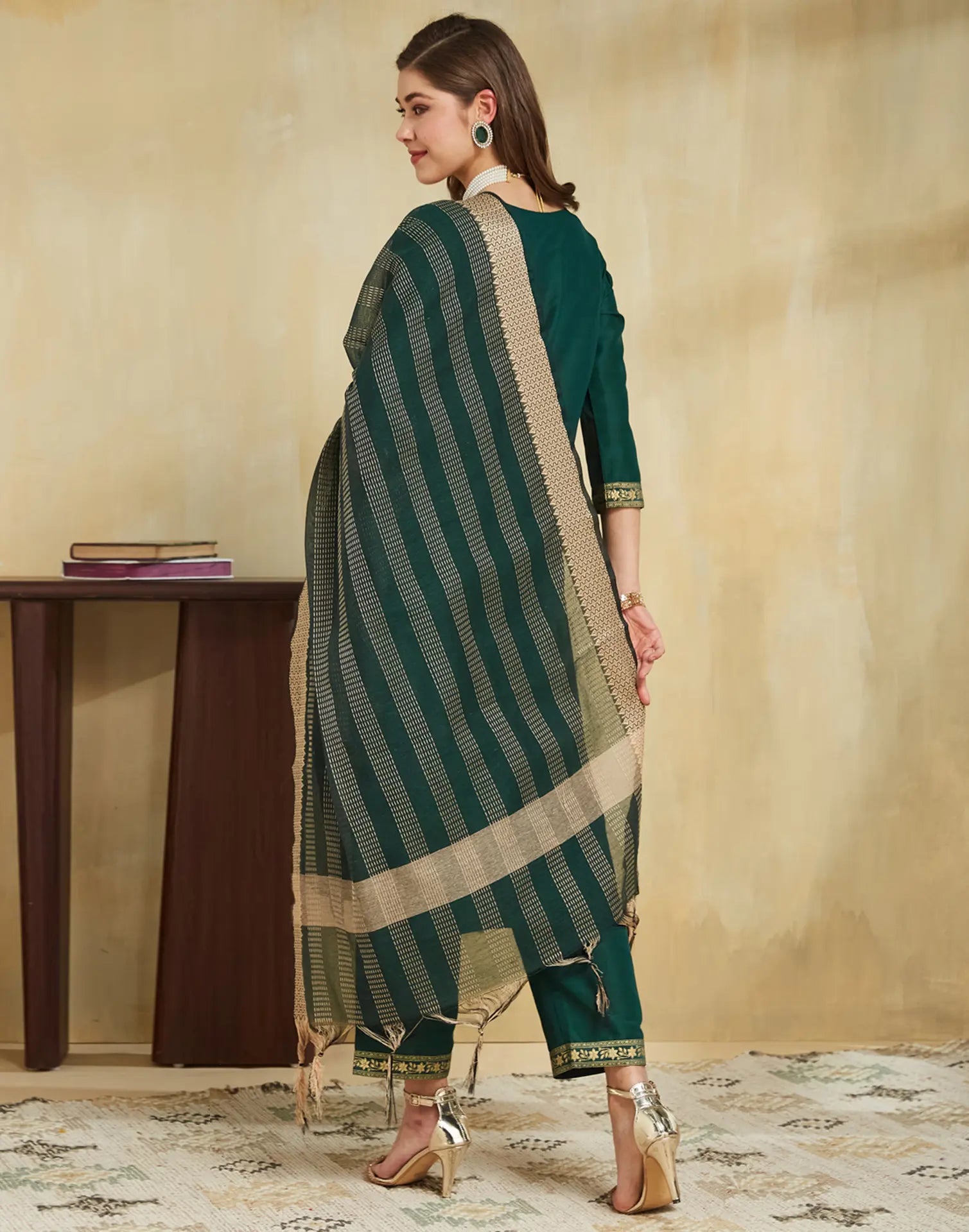 Viscose Rayon Foil Print Straight 3 Piece Kurta Set