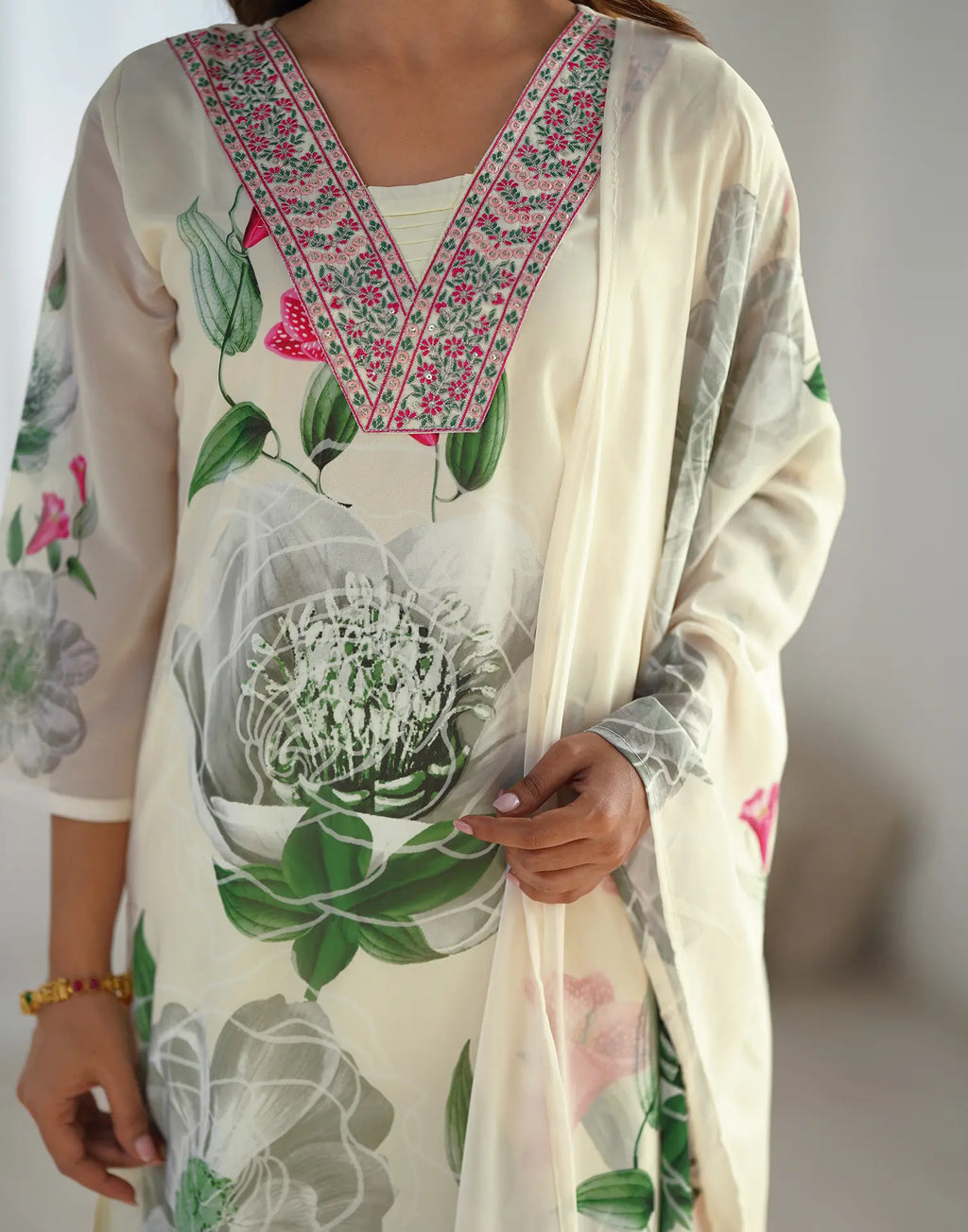 Georgette Floral Print Straight 3 Piece Kurta Set