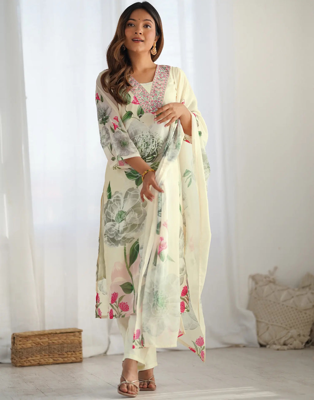 Georgette Floral Print Straight 3 Piece Kurta Set
