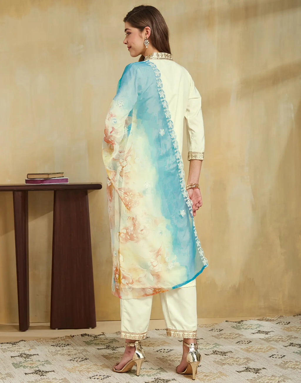 Silk Blend Embroidered Straight 3 Piece Kurta Set