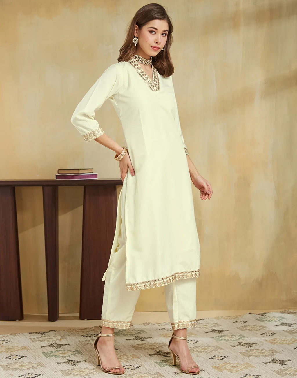 Silk Blend Embroidered Straight 3 Piece Kurta Set